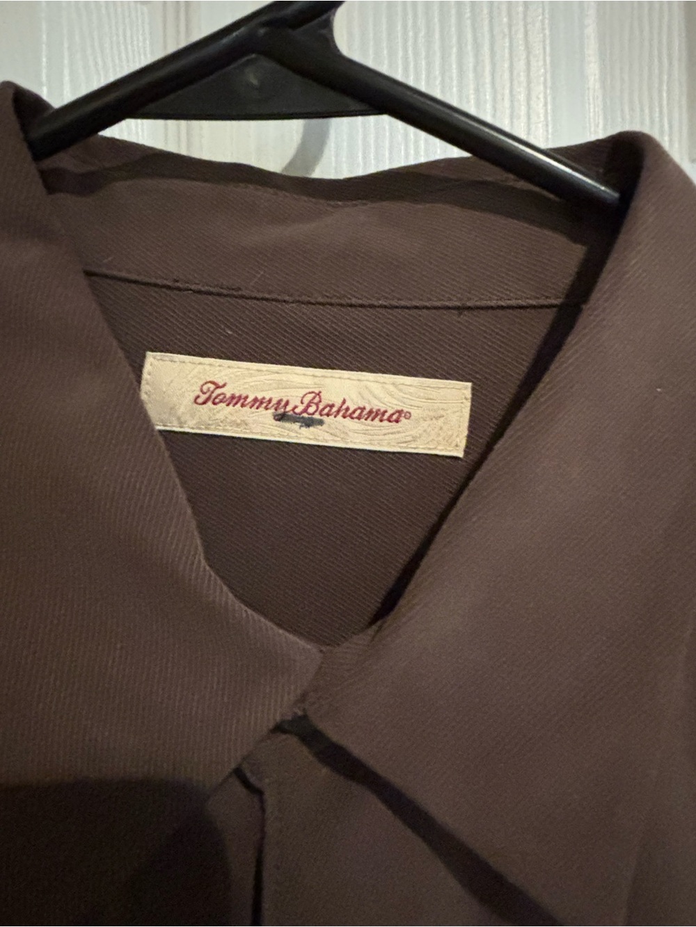 Tommy Bahama L Brown Silk Blend Button Down Shirt - 84% Silk 16% Wool - Picture 3 of 4